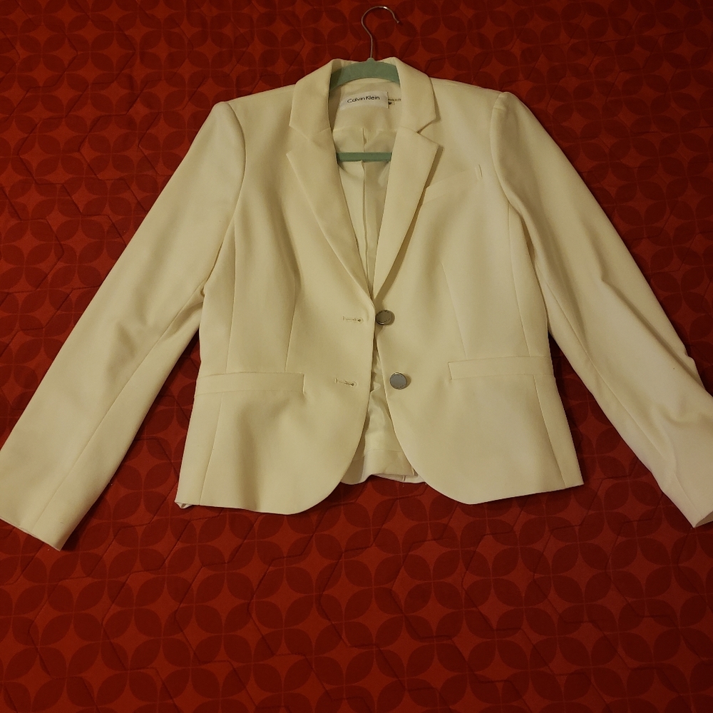 Calvin Klein blazer color white size 6P